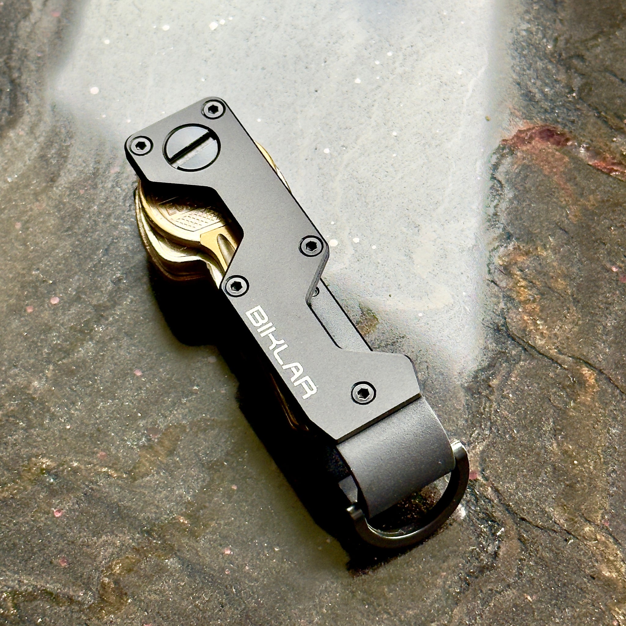 BIKLAR – Premium Organizer na Klucze